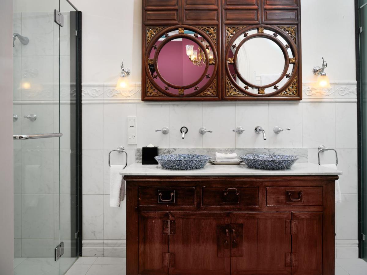 Craig'S Royal Hotel Балларат Екстер'єр фото Bathroom