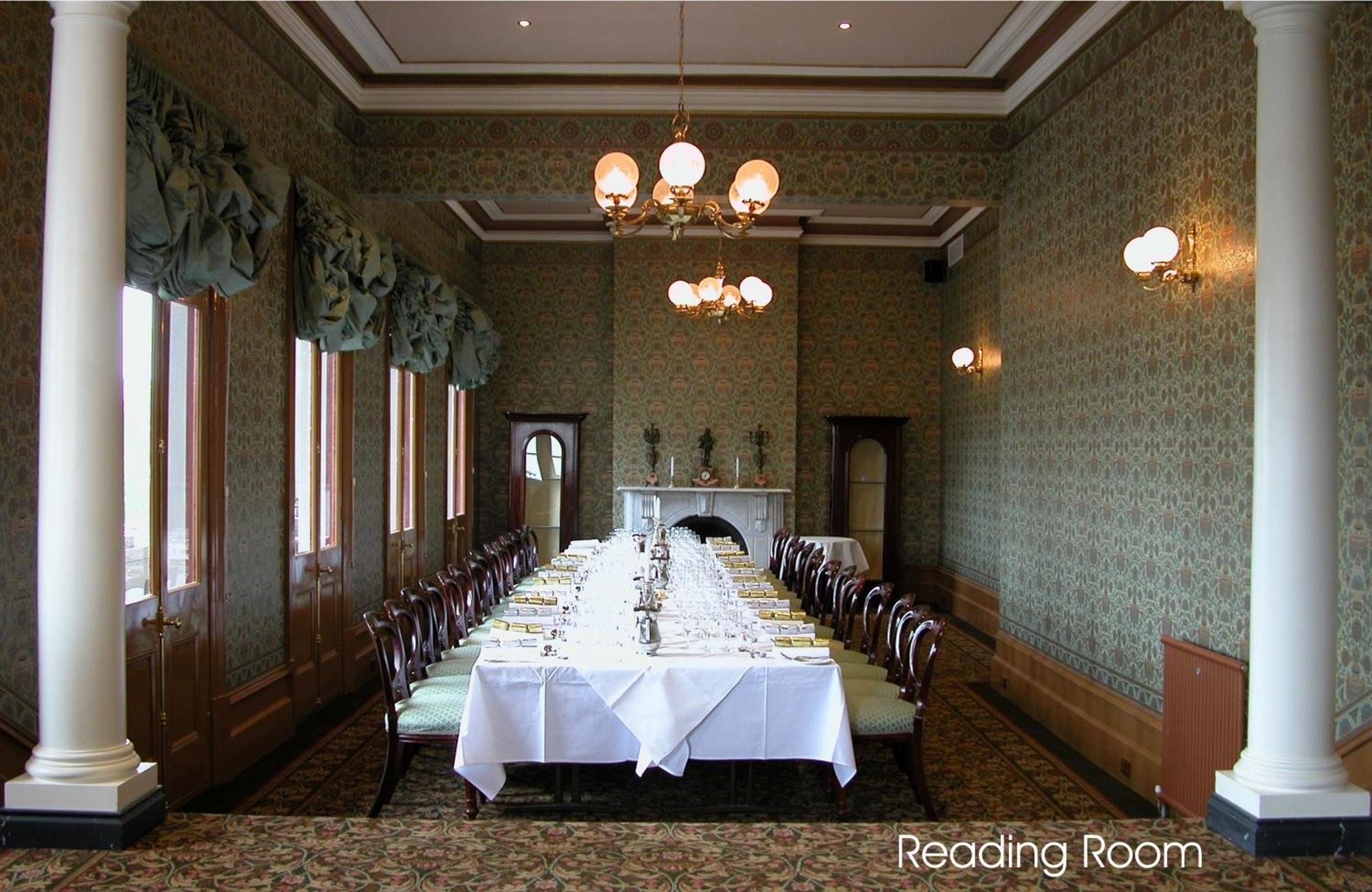 Craig'S Royal Hotel Балларат Екстер'єр фото The Reading Room