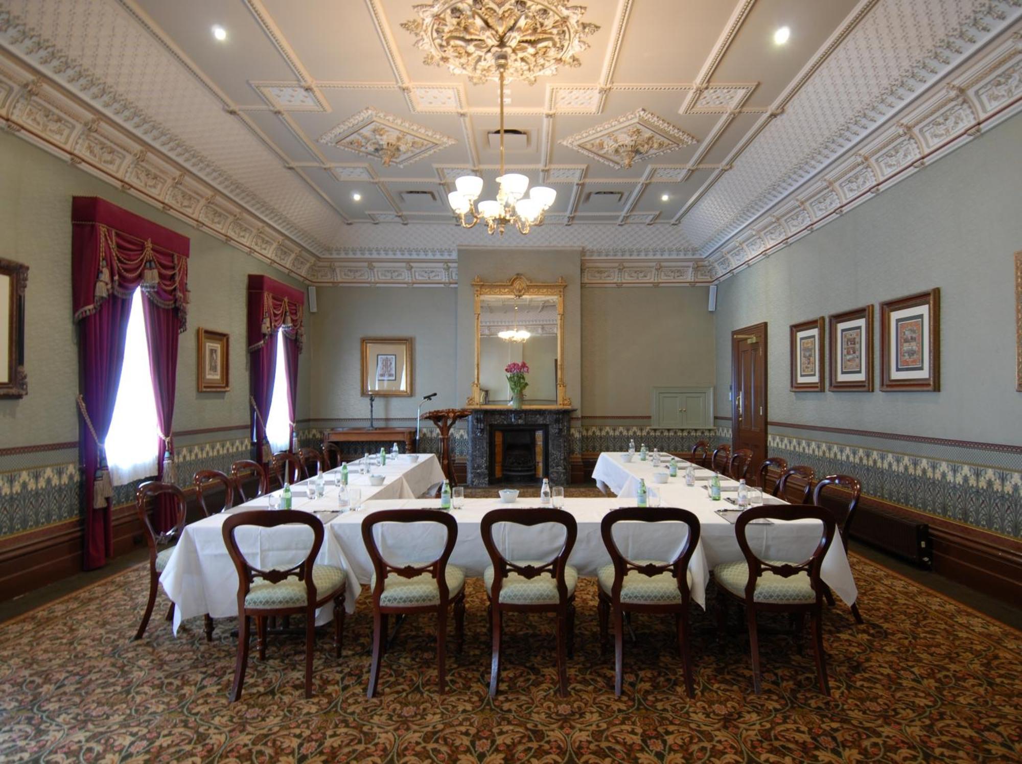 Craig'S Royal Hotel Балларат Екстер'єр фото The Boardroom