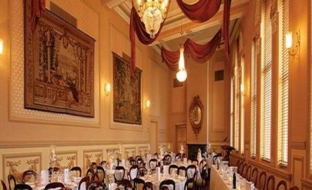 Craig'S Royal Hotel Балларат Екстер'єр фото The restaurant's interior