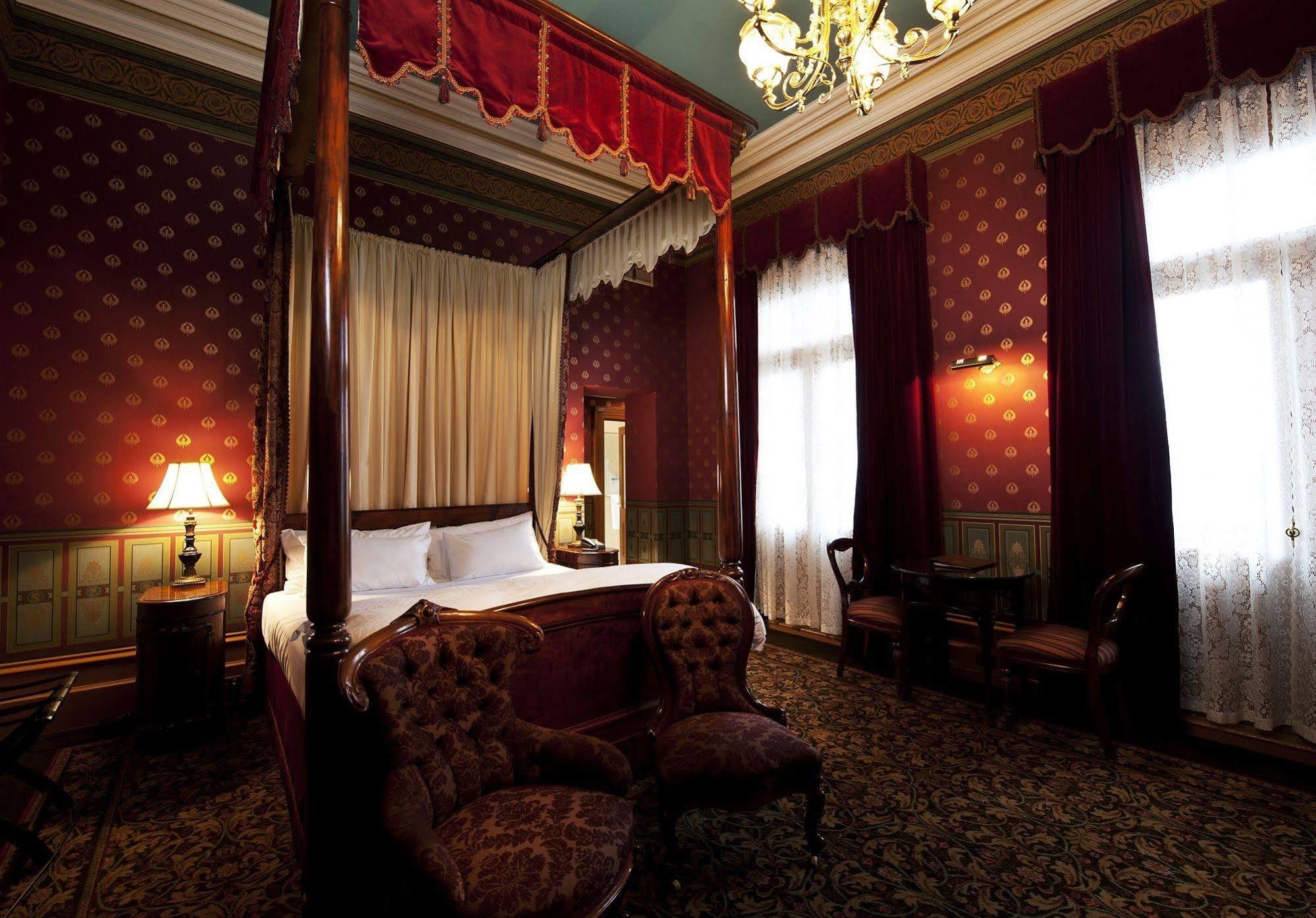 Craig'S Royal Hotel Балларат Екстер'єр фото The hotel's interior